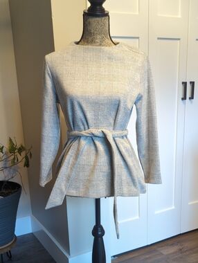 Ann Taylor Factory Light Gray Ribbed Knit Top